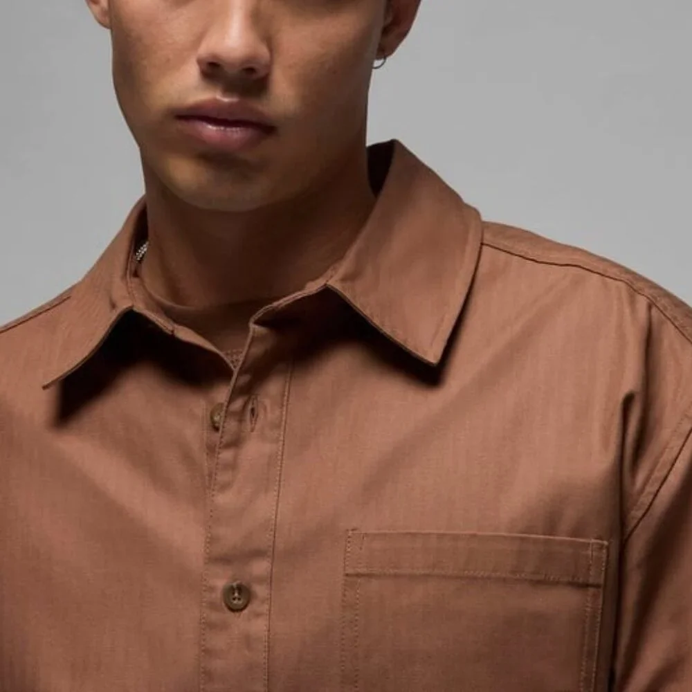 Air Jordan Essentials Button Down Shirt L